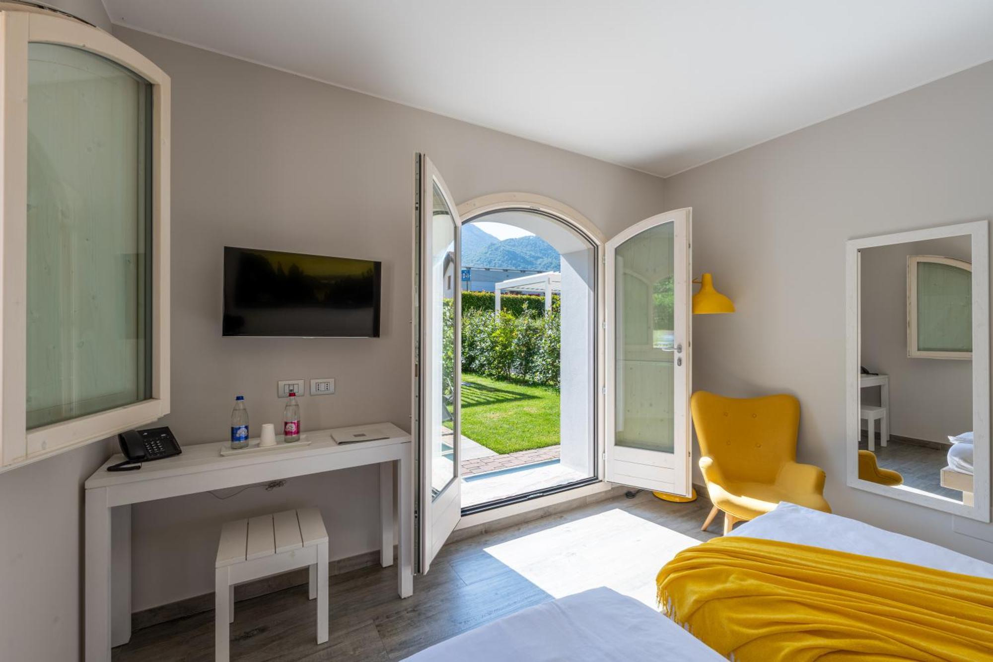 Bianco Hotel Primaluna Экстерьер фото