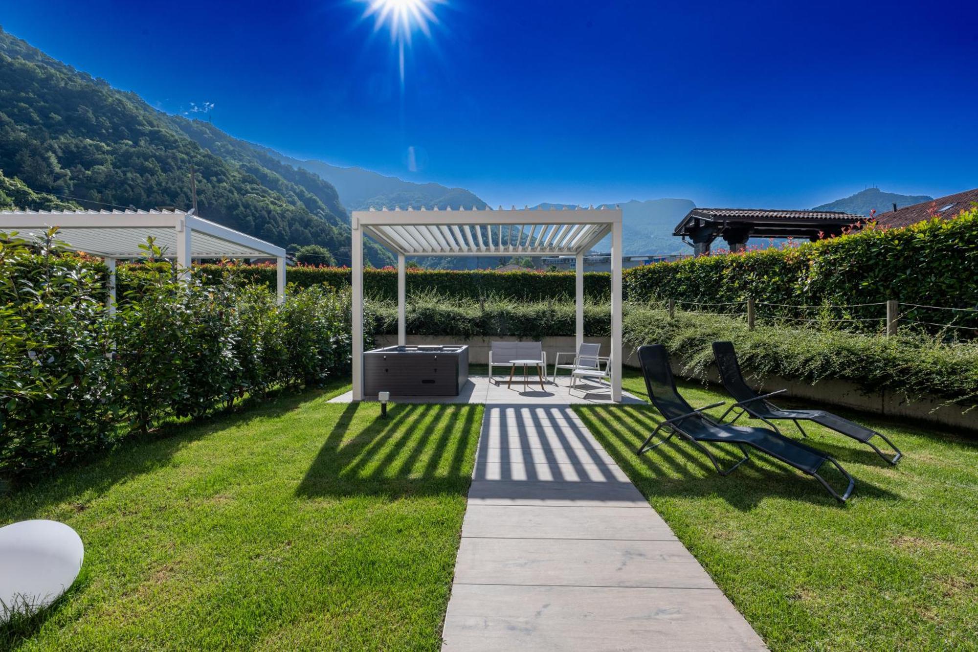 Bianco Hotel Primaluna Экстерьер фото