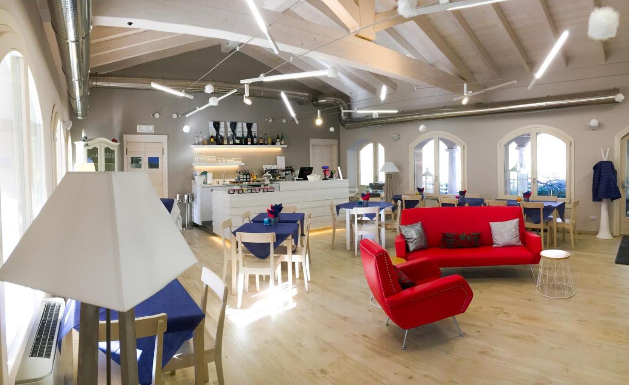 Bianco Hotel Primaluna Экстерьер фото